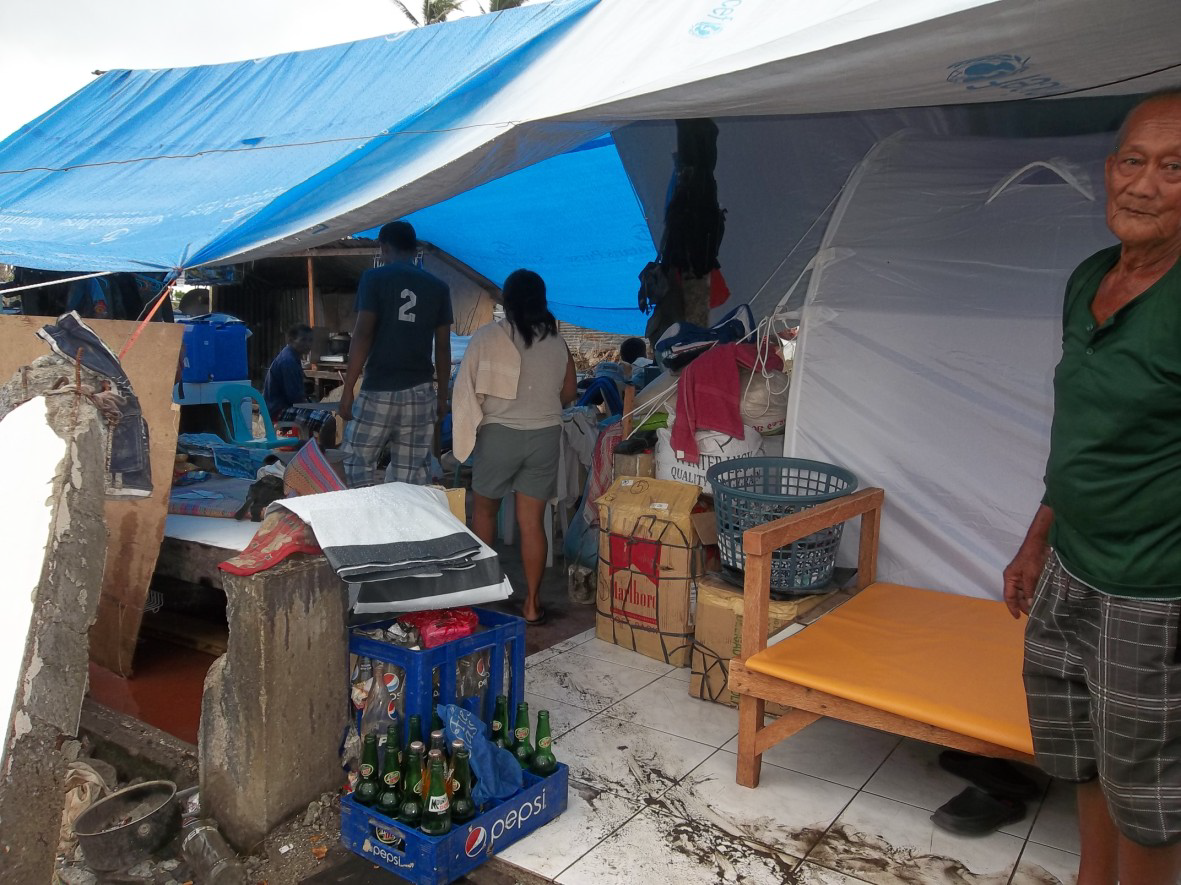 Typhoon_Inside Tents
